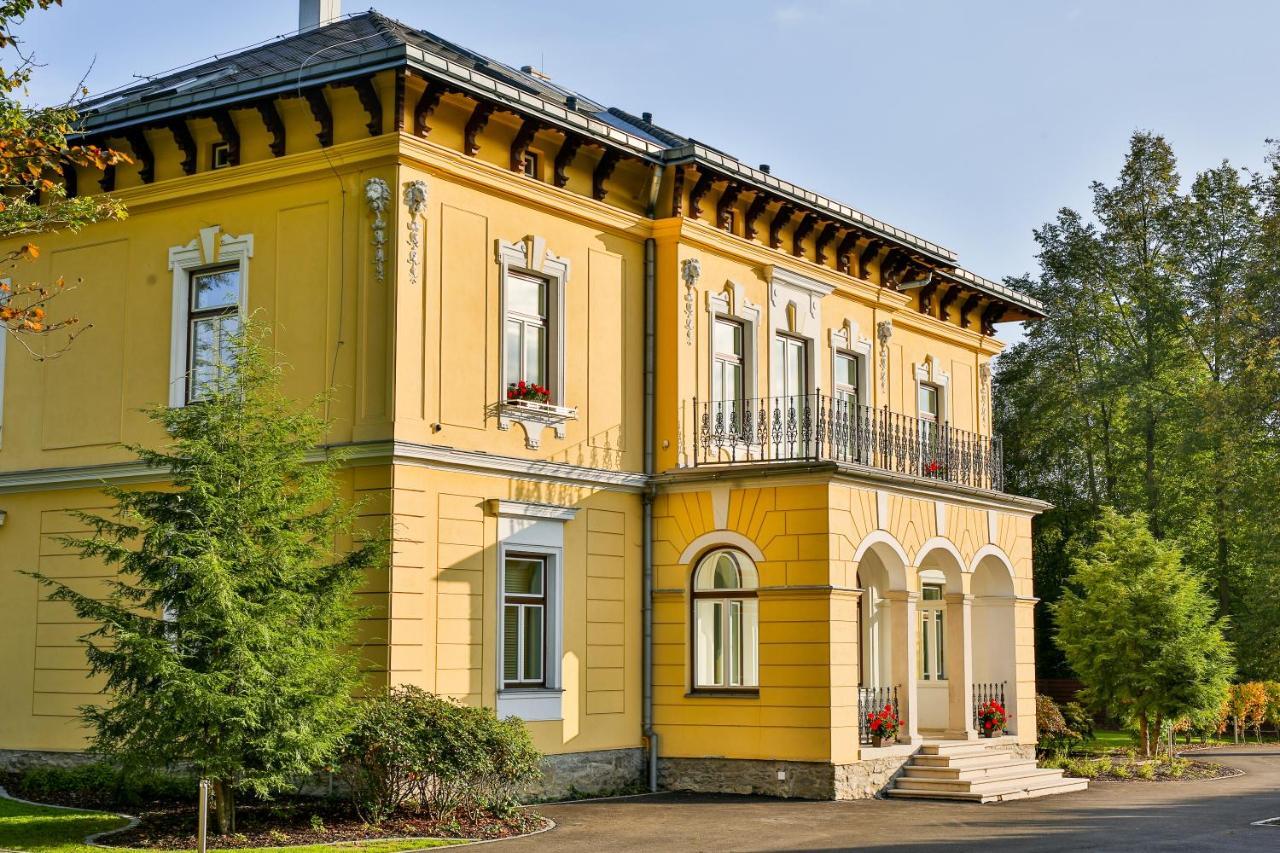 Villa Aurelie Velke Losiny Exterior photo