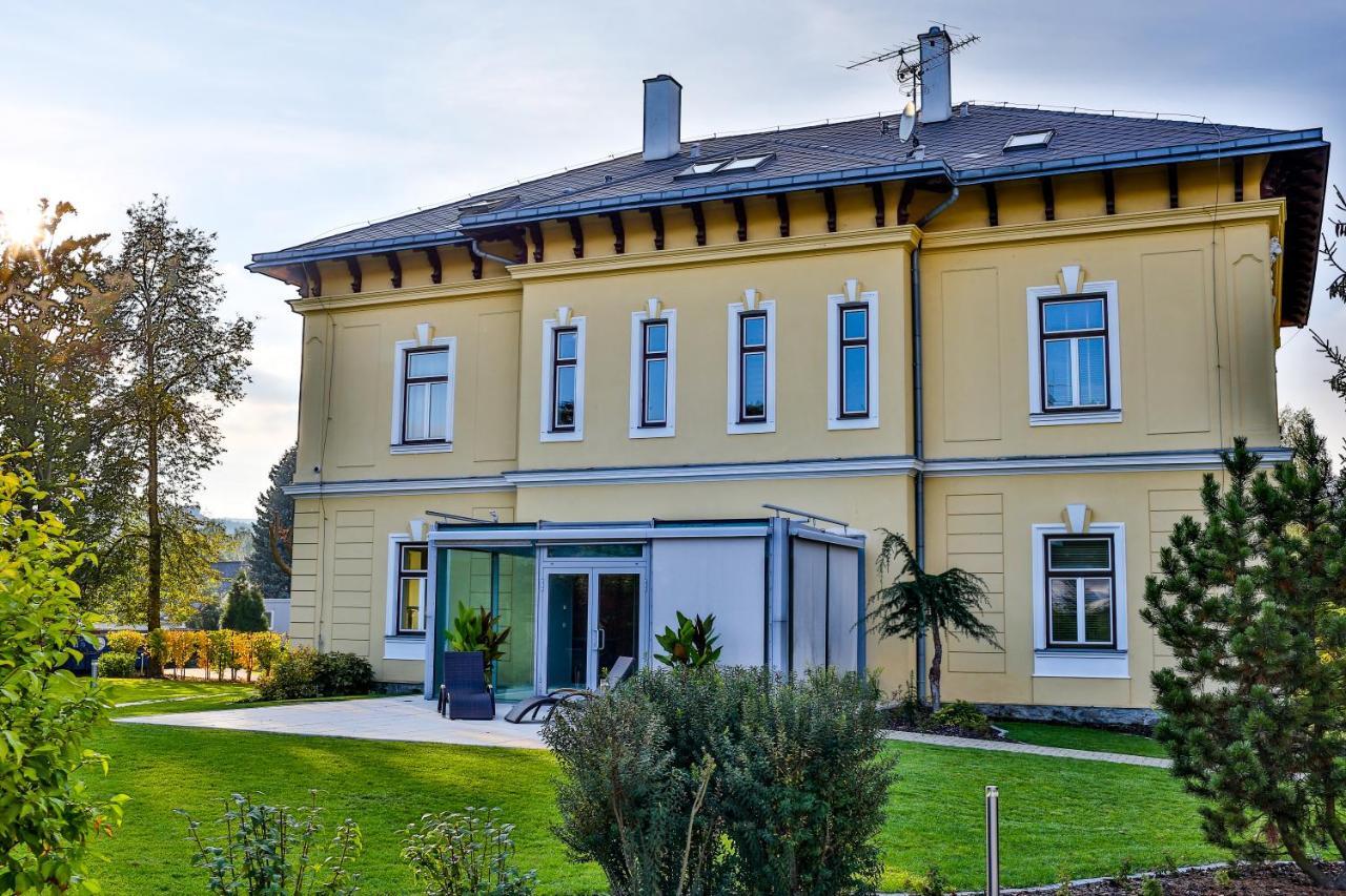 Villa Aurelie Velke Losiny Exterior photo