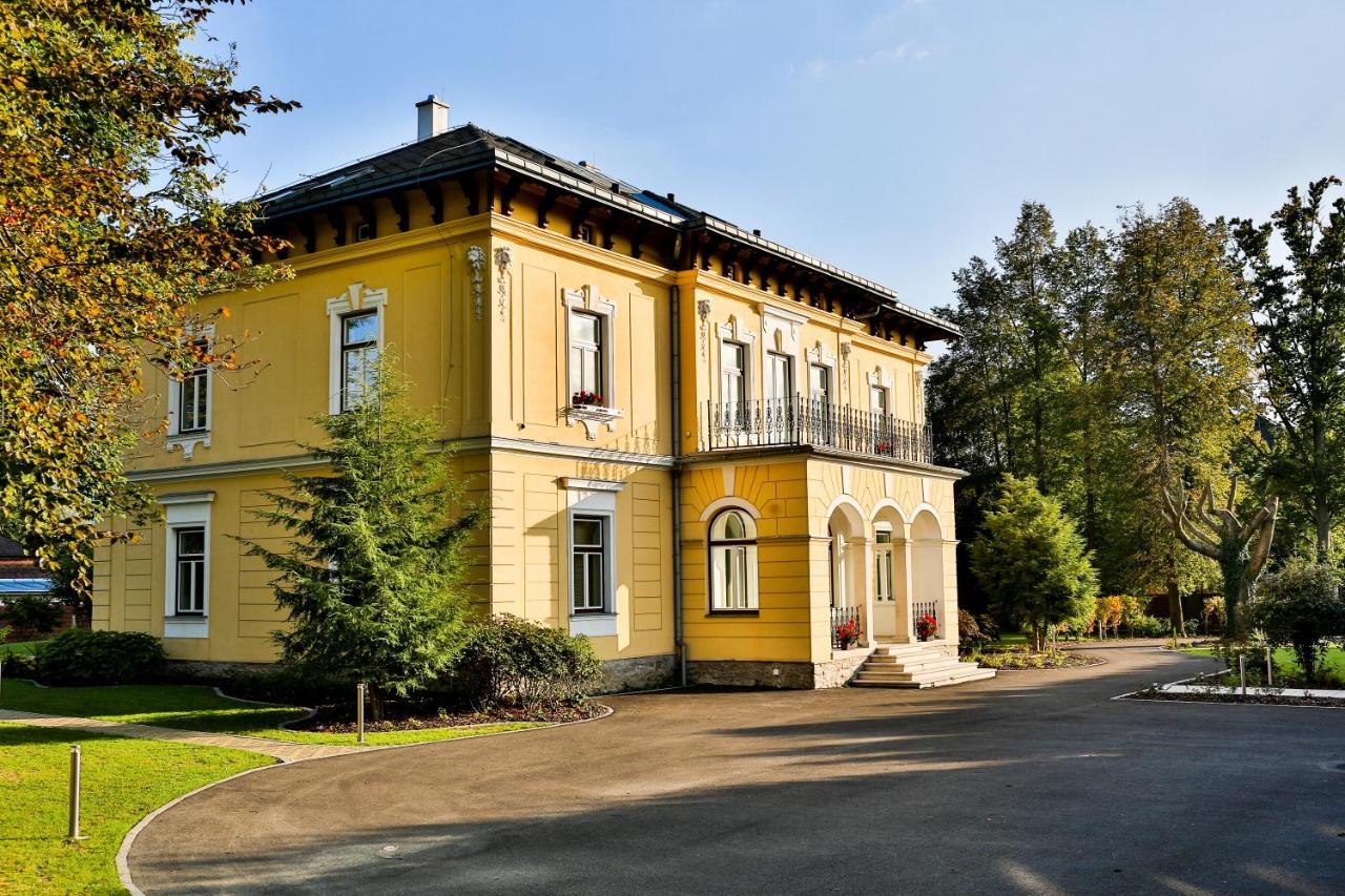 Villa Aurelie Velke Losiny Exterior photo