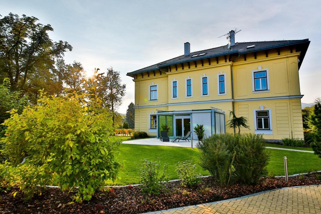 Villa Aurelie Velke Losiny Exterior photo